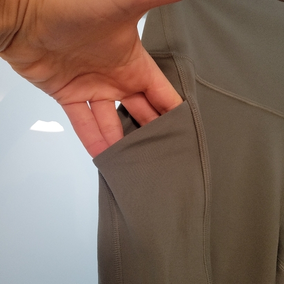 Lululemon Align with pockets - Picture 3 of 3